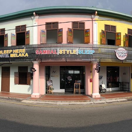Sleep Here Hostel, Melaka Zewnętrze zdjęcie