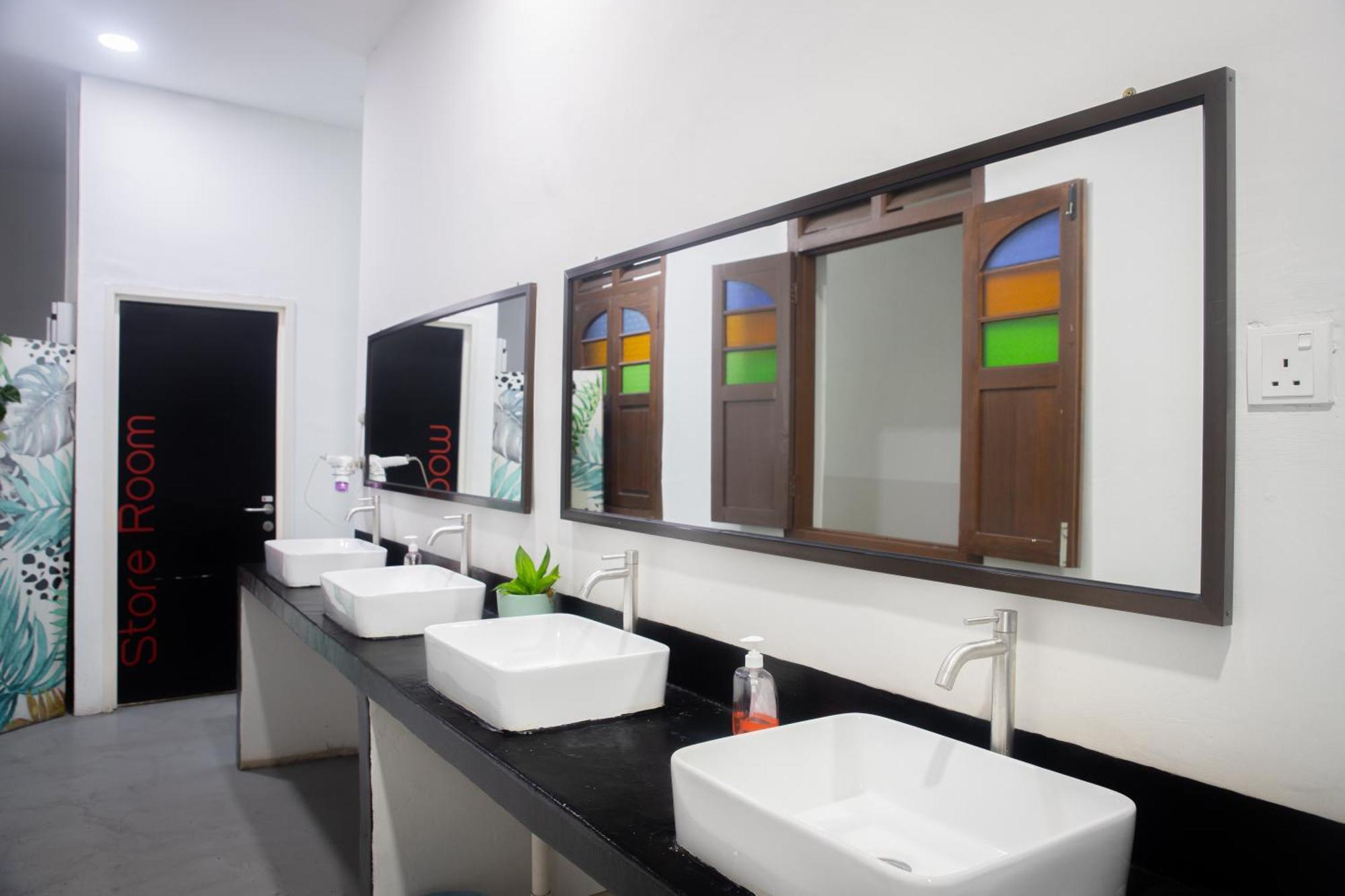 Sleep Here Hostel, Melaka Zewnętrze zdjęcie