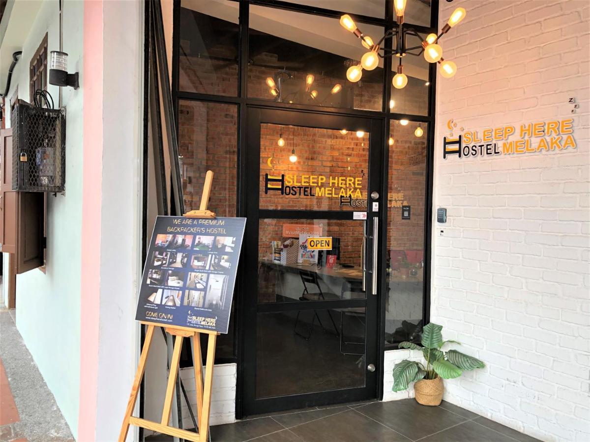 Sleep Here Hostel, Melaka Zewnętrze zdjęcie